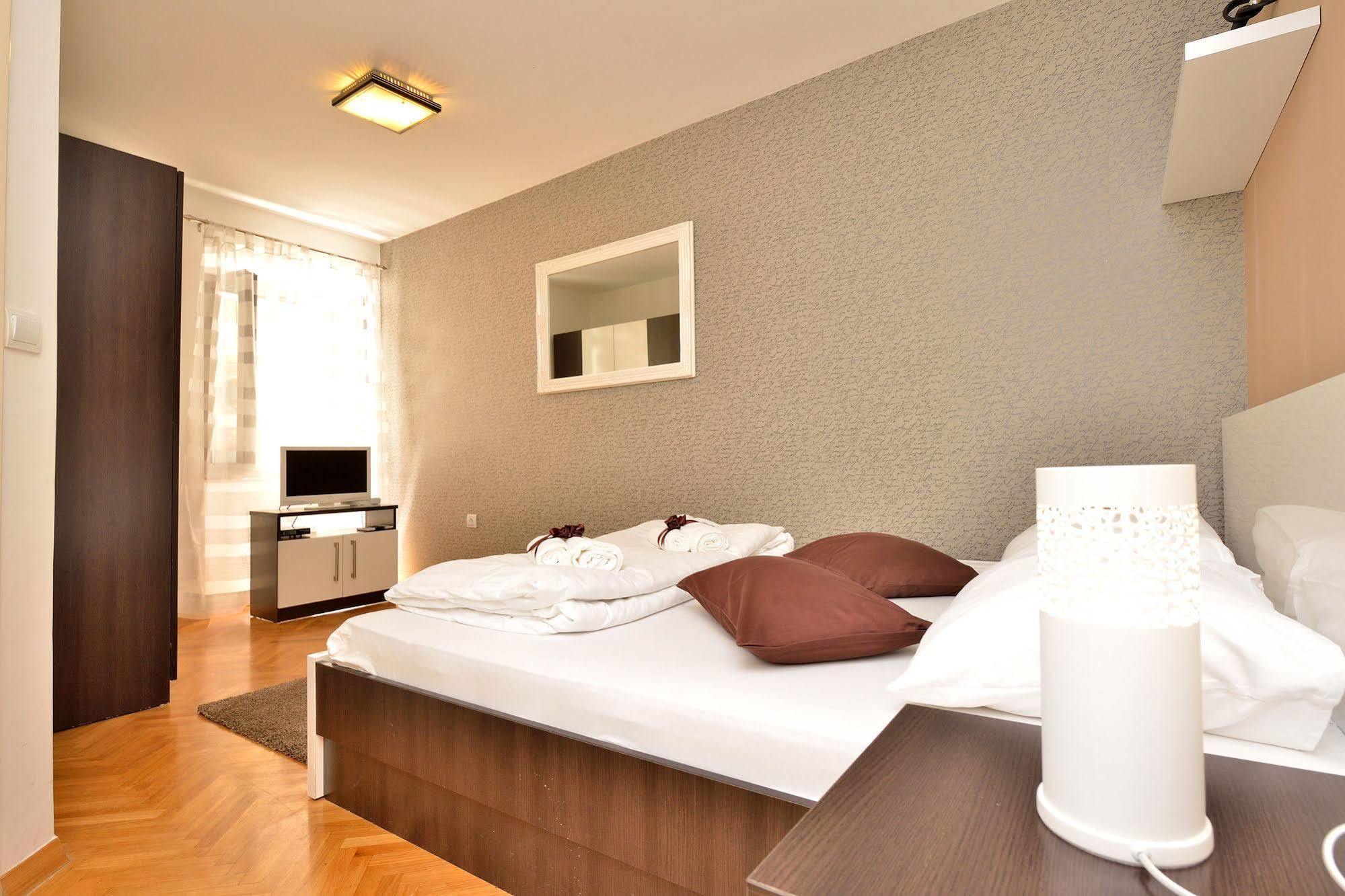 Apartments Donat Zadar Buitenkant foto