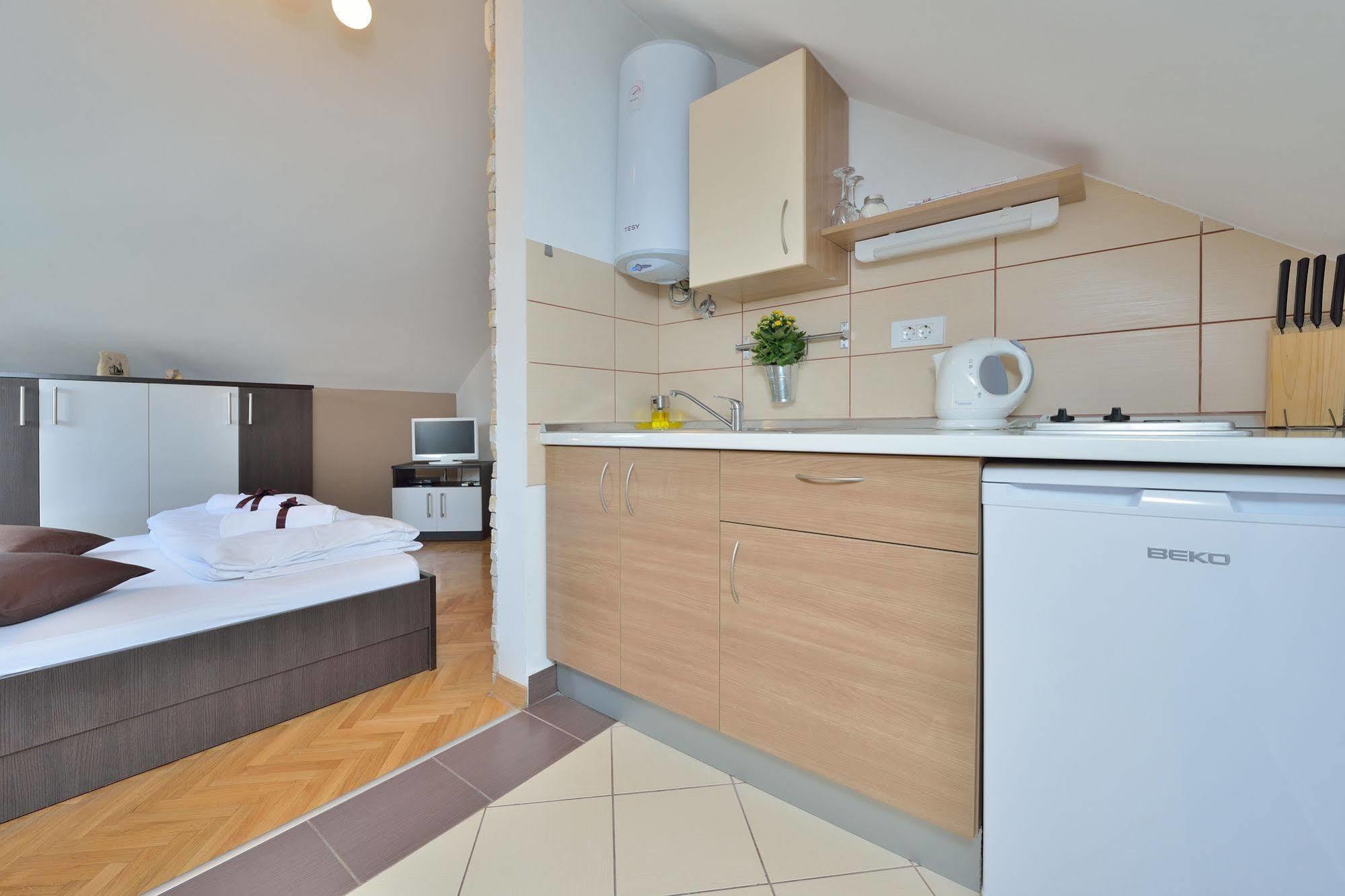 Apartments Donat Zadar Buitenkant foto